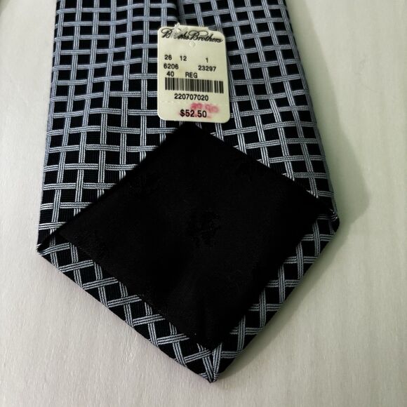 Brooks Brothers Makers Tie Blue Checkered Basket Weave Necktie Made USA NEW - Picture 4 of 4